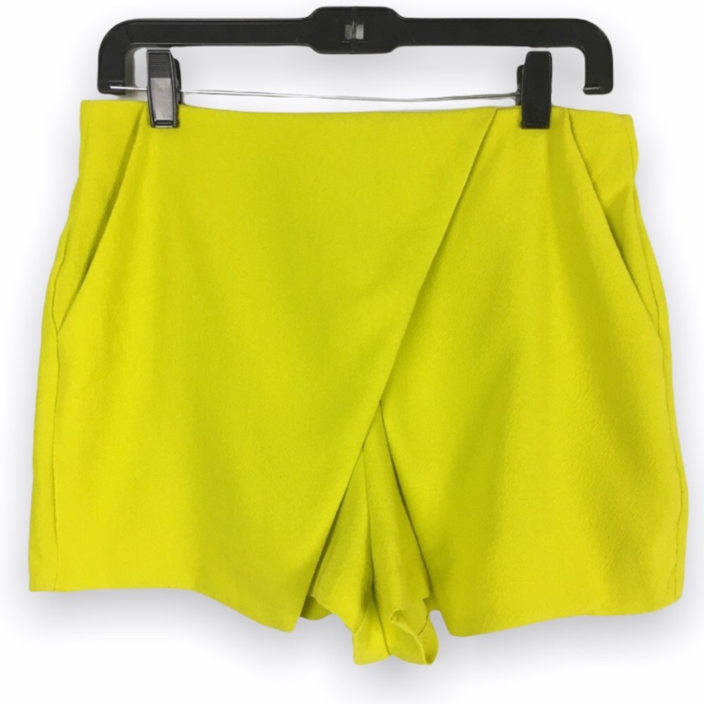 NEW Mitto Shop Womens Size Medium M Lime Chartreuse Green Wrap Front Shorts